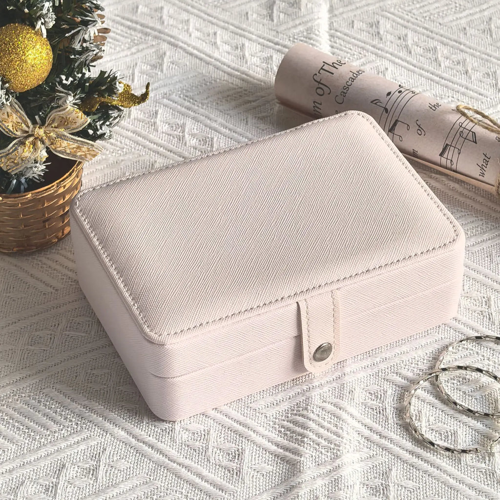 Leather Jewelry Box Organizer Jewelry Display Jewelry Boxes and Packaging Ring Box Suitable for Earrings and Rings