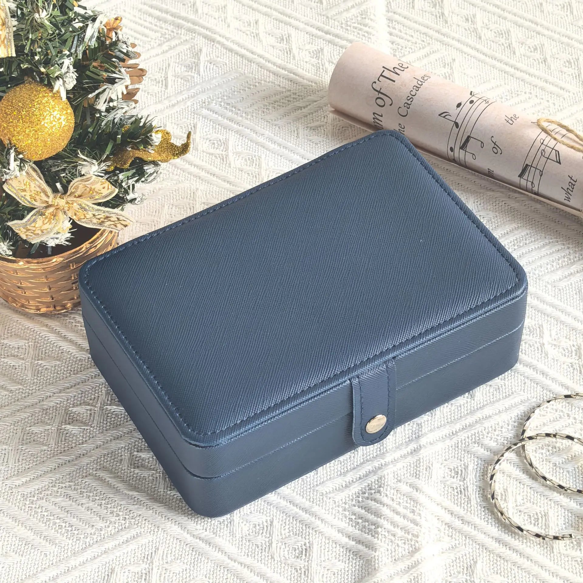 Leather Jewelry Box Organizer Jewelry Display Jewelry Boxes and Packaging Ring Box Suitable for Earrings and Rings